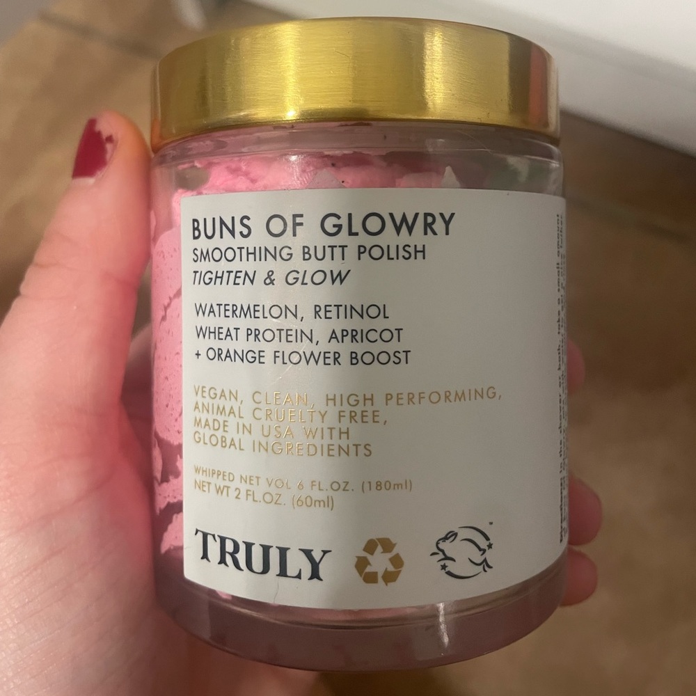 Truly Beauty Buns Of Glowry Butt Polish